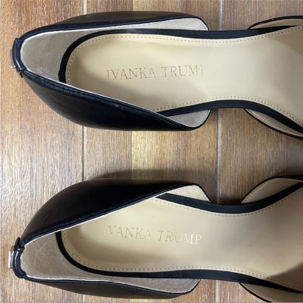 Ivanka Trump Black Leather Flats - Picture 5 of 8